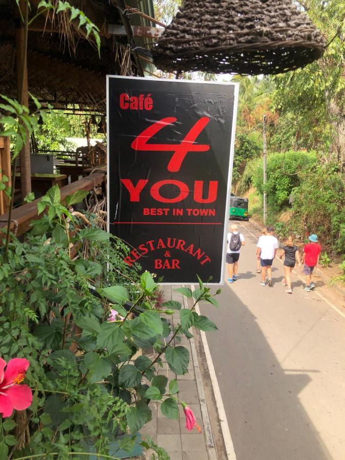 Cafe 4 You Ела Екстериор снимка